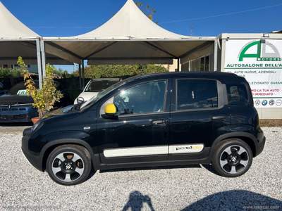 Fiat Panda Panda 1.0 FireFly S&S Hybrid Pandina Nero usata Massa