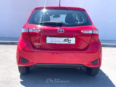 Toyota Yaris 1.0 BENZ 72 CV 5 porte Cool ADATTA A NEOPATENTATI Nero usata Bra