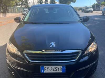 Peugeot 308 1.6 HDi 92 CV SW Business Nero usata Massafra