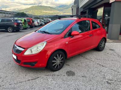 Opel Corsa Corsa 1.3 CDTI 75CV 3p. Van Rosso usata Scurelle