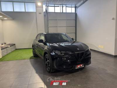Alfa Romeo Junior 1.2 136 CV Hybrid eDCT6 Speciale Nero usata Cesena