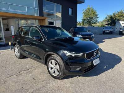Volvo XC40 T2 automatico Core Nero usata Isola del Liri