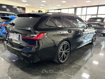 BMW Serie 3 330d d 48V xDrive Touring Msport Nero usata Medesano