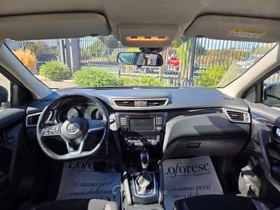 Nissan Qashqai 1.5 dCi 115 CV DCT Business Grigio usata Taranto