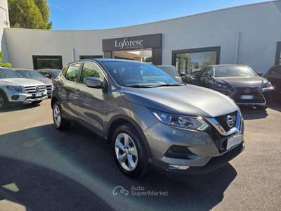 Nissan Qashqai 1.5 dCi 115 CV DCT Business Grigio usata Taranto