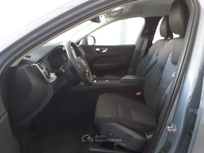 Volvo XC60 B4 (d) AWD Geartronic Core *IVA ESPOSTA* Grigio usata Firenze