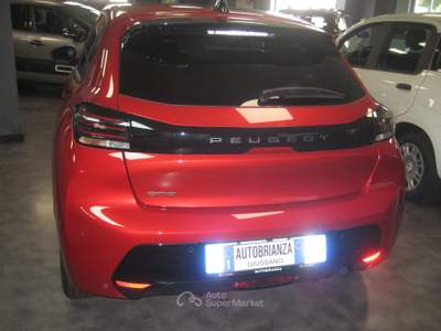 Peugeot 208 vettura km 0  pronta consegna Rosso usata Giussano
