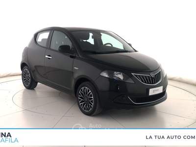 Lancia Ypsilon  - ypsilon 1.0 firefly hybrid platino s&s 70cv Nero usata Marcianise