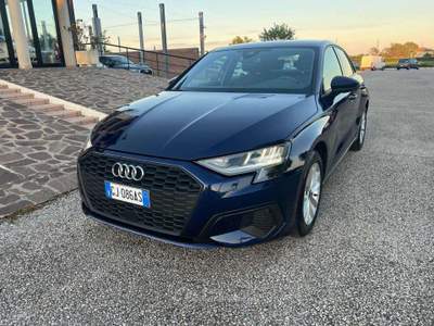 Audi A3 SPB 35 TFSI S tronic Business Blu/Azzurro usata Rimini
