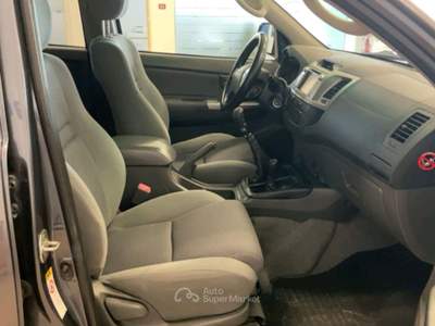 Toyota Hilux Toyota / Hilux 3.0 Turbodiesel Double Cab Life 4x Grigio usata Odolo