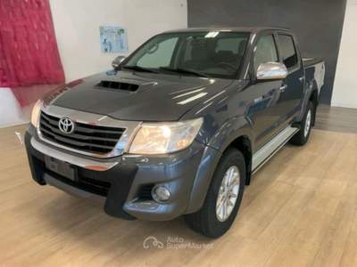 Toyota Hilux Toyota / Hilux 3.0 Turbodiesel Double Cab Life 4x Grigio usata Odolo