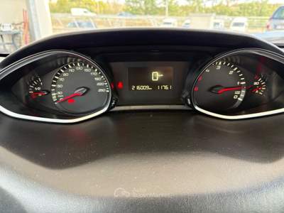Peugeot 308 S&S SW Business Grigio usata ALTAMURA