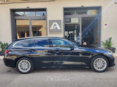 BMW Serie 3 318d 318 D 48V Touring Luxury+Pelle+Vetri Oscurati... Nero usata Sava