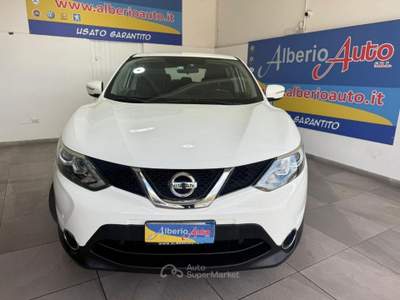 Nissan Qashqai 1.6 dCi 4WD Acenta Bianco usata ADRANO