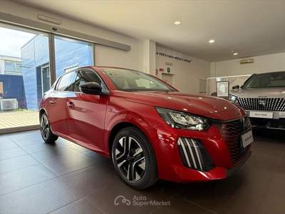 Peugeot 208 1.2 puretech Allure s&s 100cv Rosso usata Novi Ligure