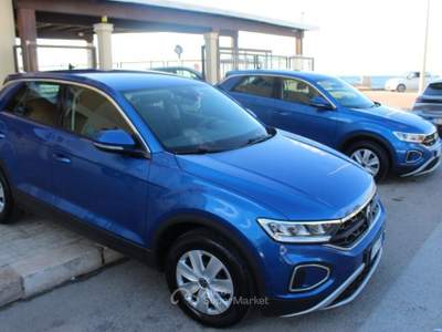 Volkswagen T-Roc 1.0 TSI Life Blu/Azzurro usata Trapani