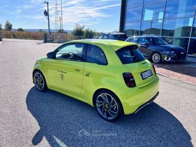 Abarth 500e Turismo / Acid Green Verde usata Pieve di Soligo