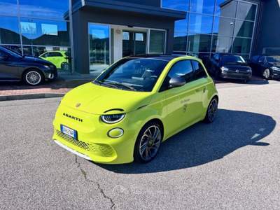 Abarth 500e Turismo / Acid Green Verde usata Pieve di Soligo