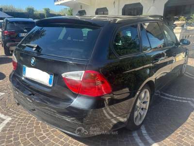 BMW Serie 3 320d 320d MSport Nero usata ANGRI