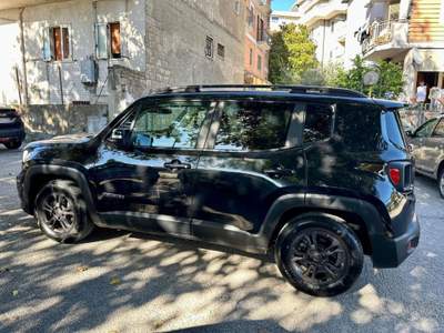 Jeep Renegade 1.6 Mjt 120 CV Limited Nero usata Mugnano del Cardinale
