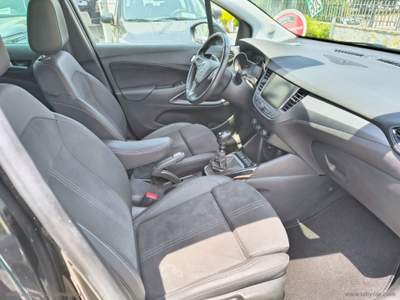 Opel Crossland Crossland 1.5 ECOTEC D 110CV S&S ULTIMATE Nero usata Somma Vesuviana