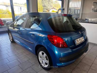 Peugeot 207 207 1.4 88CV 5p. 2 Tronic XS Blu/Azzurro usata Somma Lombardo