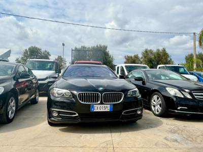 BMW Serie 5 525d 525 525d xDrive Touring Luxury Blu/Azzurro usata San Michele Salentino