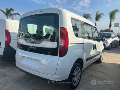 Fiat Doblò Doblo Doblò 1.6 MJT 16V 120CV anno 2017 Bianco usata San Michele Salentino