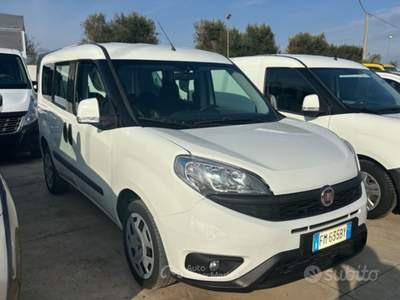Fiat Doblò Doblo Doblò 1.6 MJT 16V 120CV anno 2017 Bianco usata San Michele Salentino