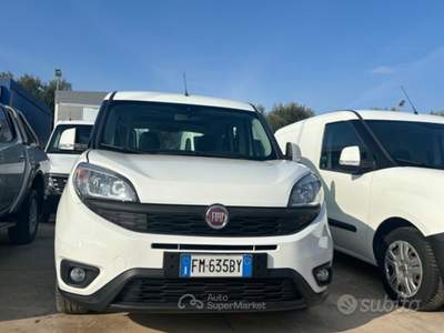 Fiat Doblò Doblo Doblò 1.6 MJT 16V 120CV anno 2017 Bianco usata San Michele Salentino