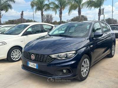 Fiat Tipo GPL 5 porte Lounge -2016 Blu/Azzurro usata San Michele Salentino