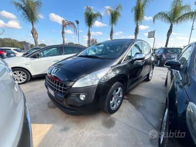 Peugeot 3008 cambio robotizzato Prem Nero usata San Michele Salentino