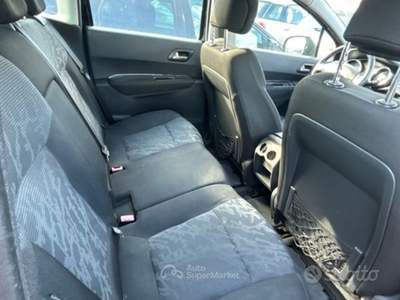 Peugeot 3008 cambio robotizzato Prem Nero usata San Michele Salentino