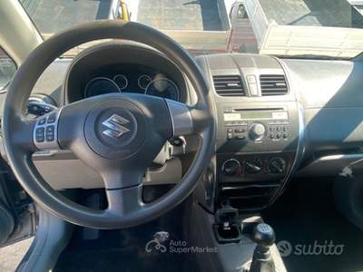 Suzuki SX4  Grigio usata San Michele Salentino