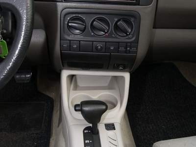 Volkswagen Golf 2.0i Cambio Autom. 116CV Karmann CRS&ASI LIBRETTO Grigio usata Sedriano