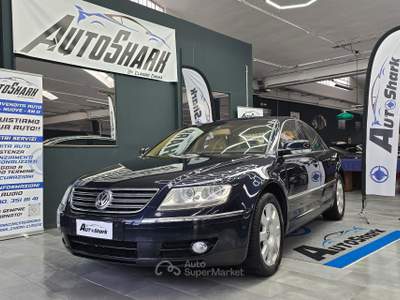 Volkswagen Phaeton VOLKSWAGEN PHAETON 5.0 V10 TDI 4MOT 313CV Blu/Azzurro usata Torino