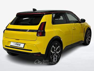 Renault 5 E-Tech Electric RENAULT iconic cinq 150 cv comfort range Giallo usata Albignasego