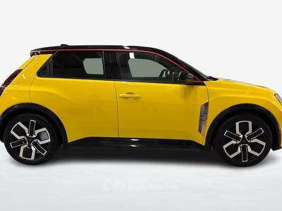 Renault 5 E-Tech Electric RENAULT iconic cinq 150 cv comfort range Giallo usata Albignasego