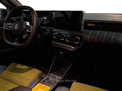 Renault 5 E-Tech Electric RENAULT iconic cinq 150 cv comfort range Giallo usata Albignasego
