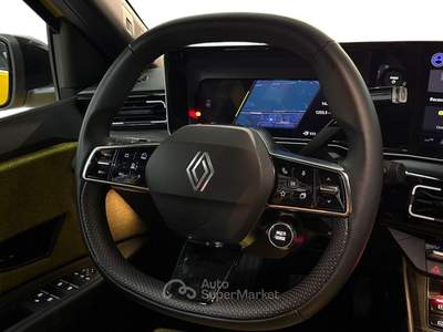 Renault 5 E-Tech Electric RENAULT iconic cinq 150 cv comfort range Giallo usata Albignasego