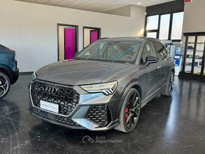 Audi RS Q3 non fumatore pari al nuovo Grigio usata Quarrata Audi RS Q3 non fumatore pari al nuovo Grigio usata Quarrata