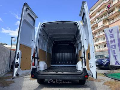 Nissan Interstar pari al nuovo Bianco usata Napoli