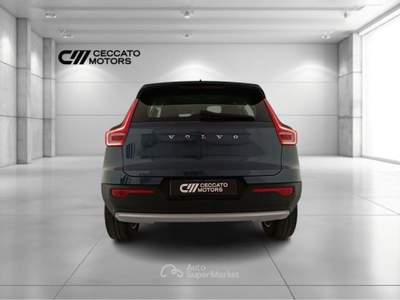Volvo XC40 1.5 T3 Momentum Pro Geartronic Blu/Azzurro usata Padova
