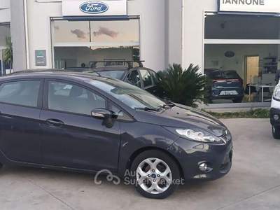 Ford Fiesta  1.4 TDCi 70CV 5p. Titanium.Bs. usata Baronissi