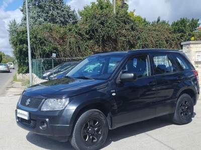 Suzuki Grand Vitara 1.9 DDiS 5p. Exec.Crossover Nero usata Modica