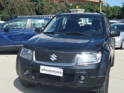 Suzuki Grand Vitara 1.9 DDiS 5p. Exec.Crossover Nero usata Modica