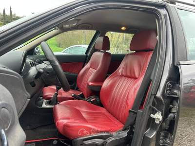 Alfa Romeo 156 1.9 JTD 16V Crosswagon Q4 Luxury 4x4 Nero usata Arezzo