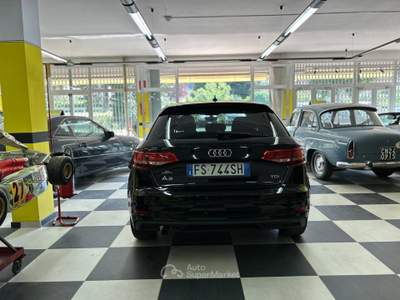 Audi A3 TDI 116 CV S tronic Sport NEOPATENTATI cambio automatico Nero usata Arezzo