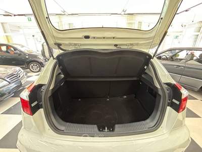 Kia Rio 5p. Active NEOPATENTATI Bianco usata Arezzo