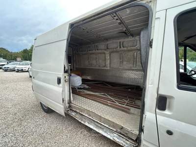Ford Transit/Tourneo/Bus Transit 330 2.4 TD/120 cat PM-DC Furg. Bianco usata Arezzo